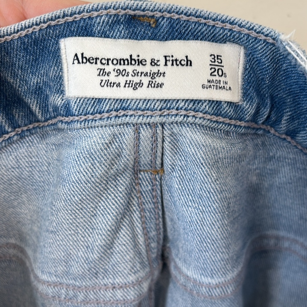 Abercrombie & Fitch The 90s Straight Ultra High Rise Denim Jeans Size 20 SHORT - Picture 9 of 10